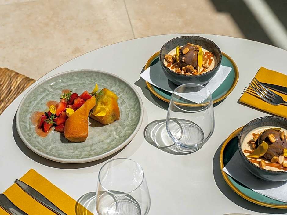 Mercure Arles Centre Arenes