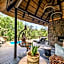 Ndlovu Safari Lodge