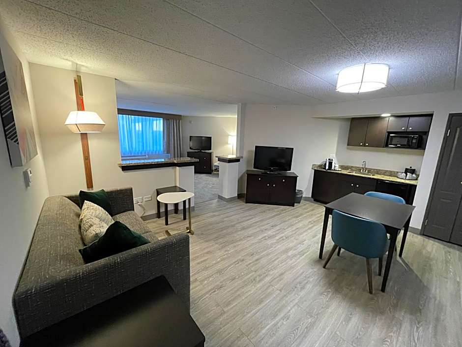 Holiday Inn Hotel & Suites Chicago Northwest - Elgin By IHG