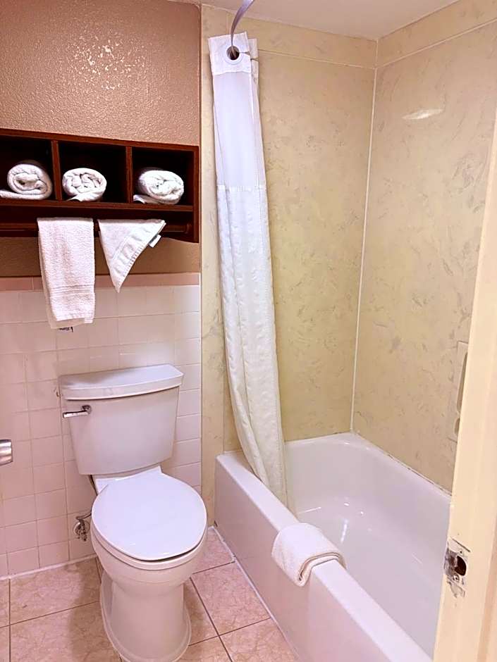 Express Inn & Suites Houston Katy