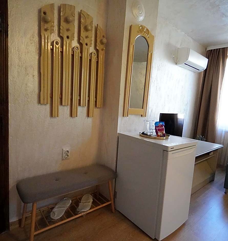 Jeweller Hotel