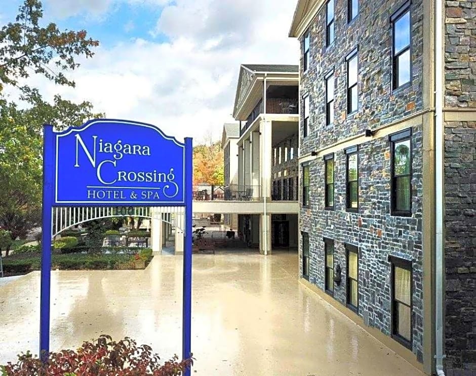 Niagara Crossing Hotel and Spa