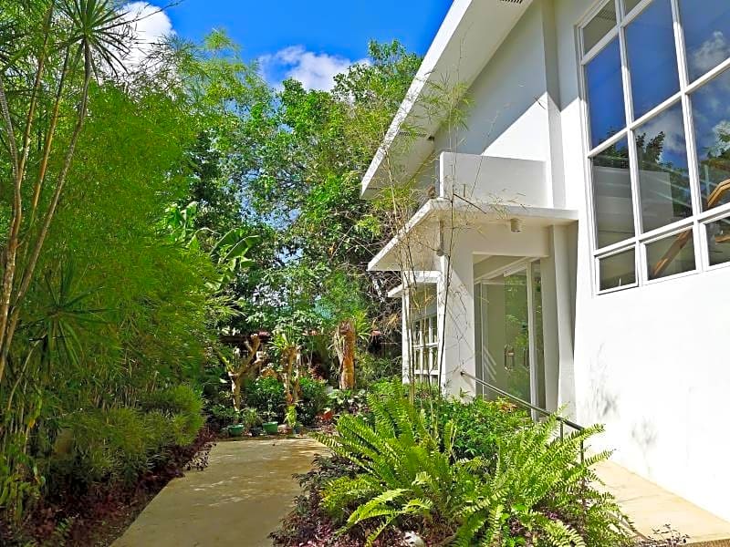 Greenspace Palawan Hotel