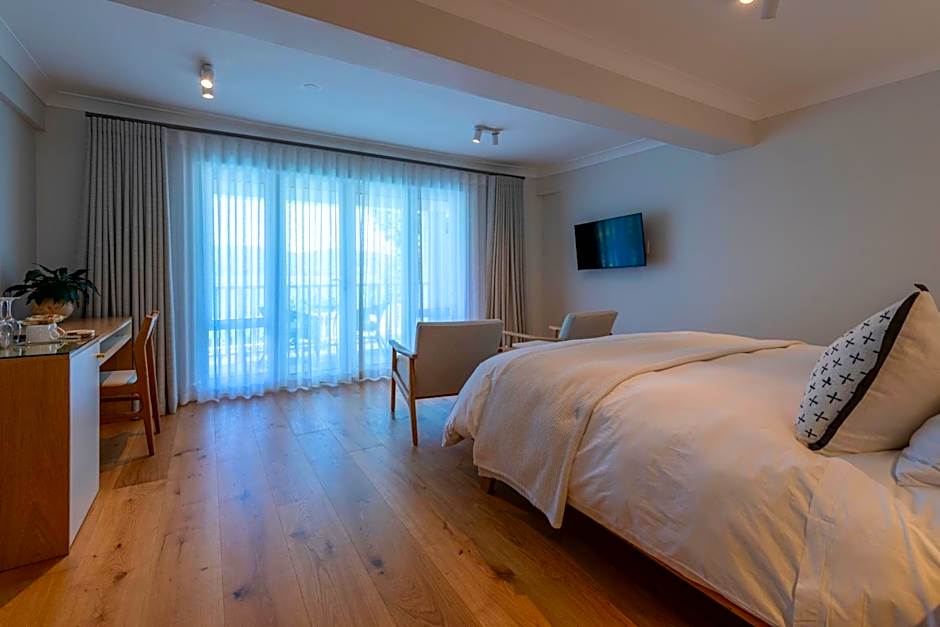 Hide-Away Guest House