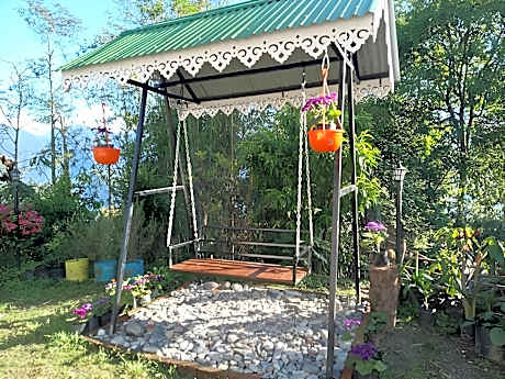 Tripoo Rhisum the Haapo Retreat