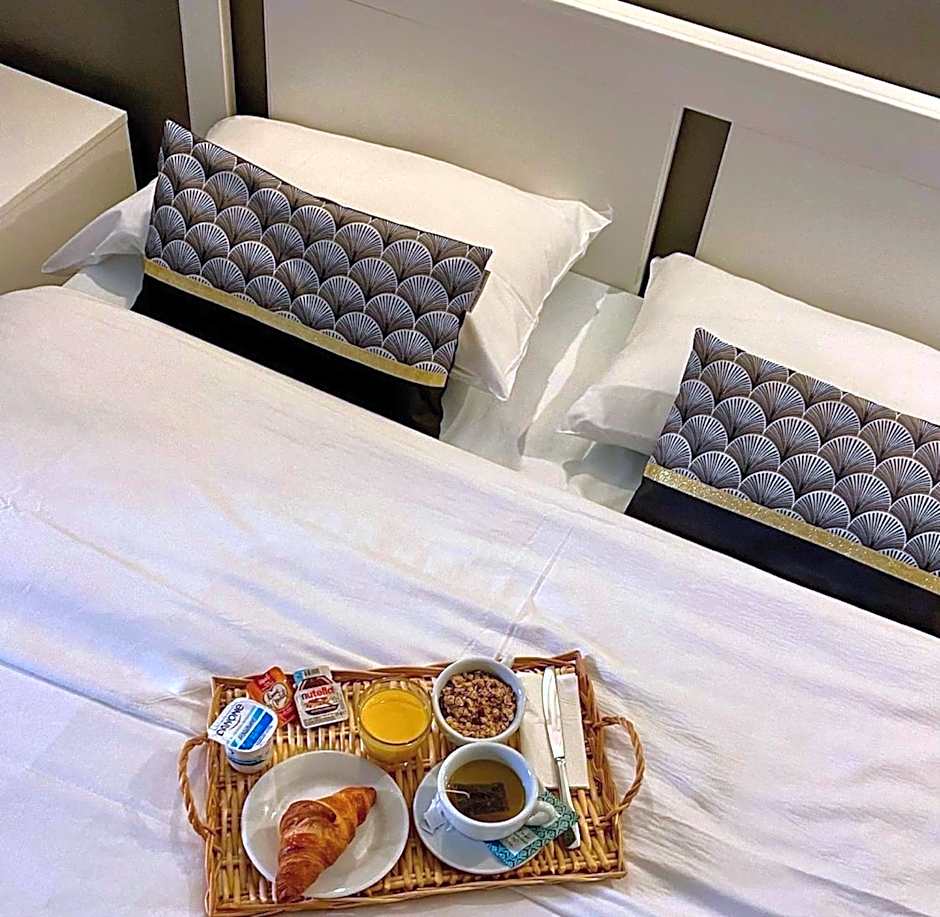 Aix Hotel