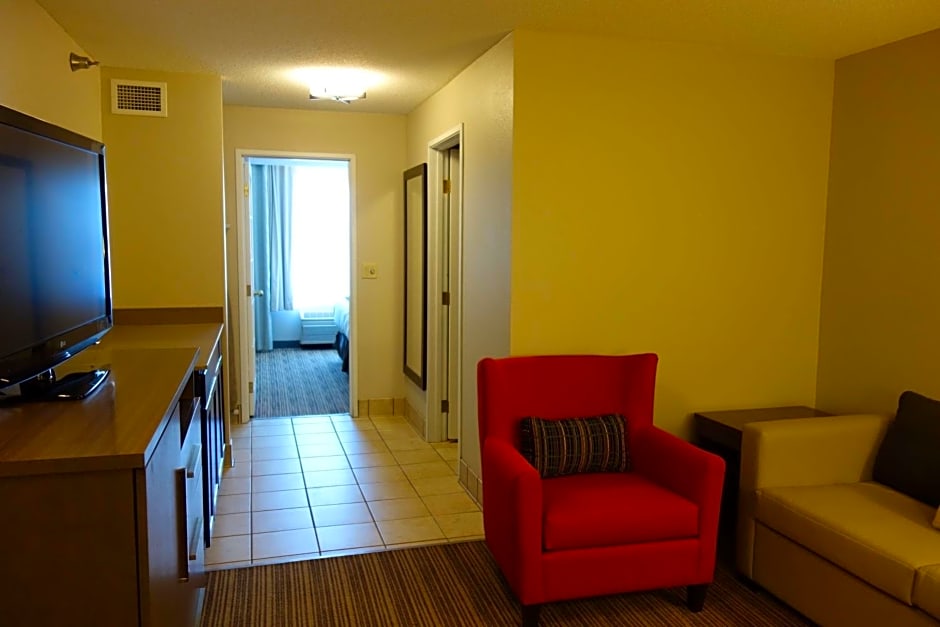 Country Inn & Suites by Radisson, Mason City, IA