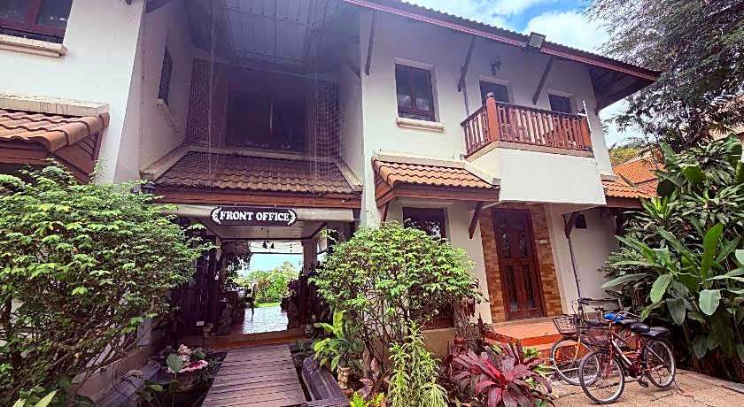 Ayutthaya Garden River Home