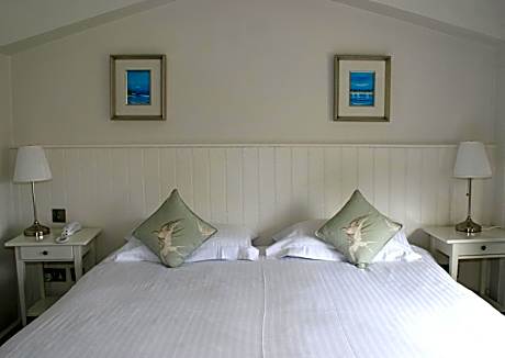 Classic Double or Twin Room