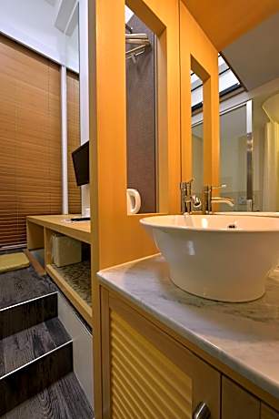 Single Room - Non-Smoking