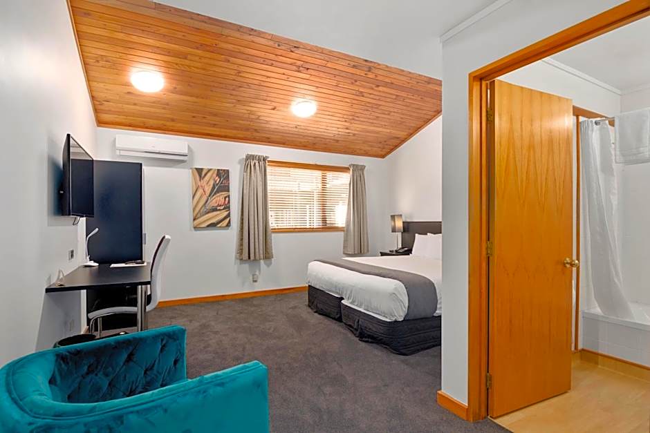 Riverside hotel Marlborough