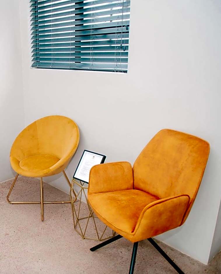 Elements Sunrise Bush Lodge