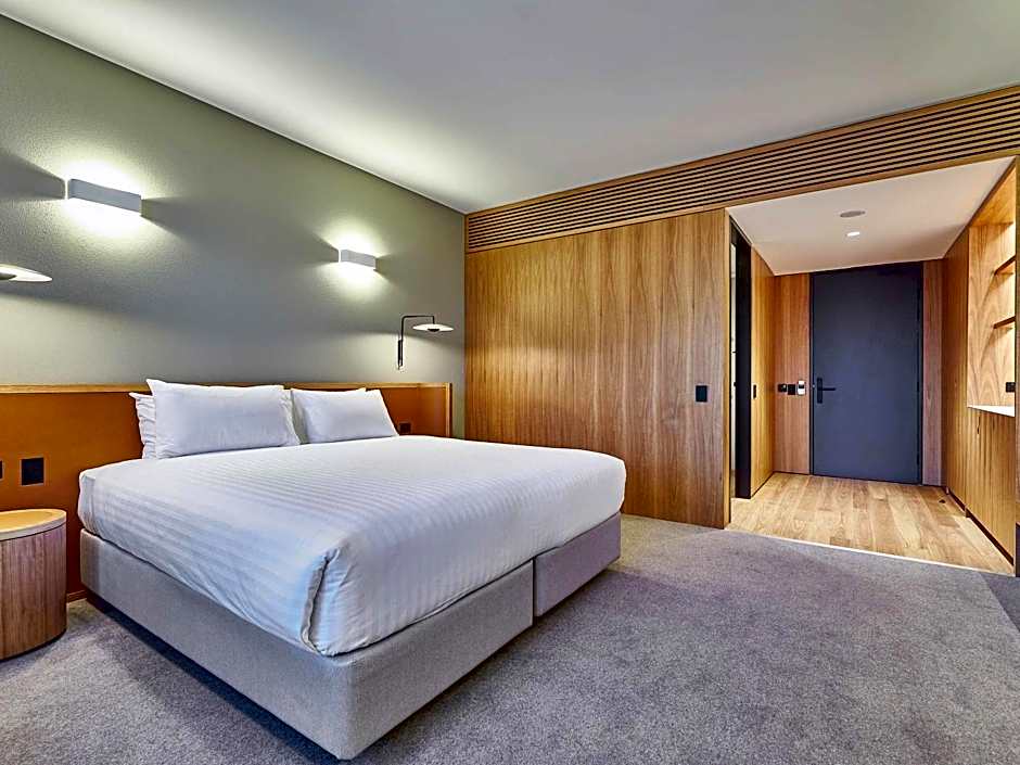 Wonil Hotel Perth, Handwritten Collection