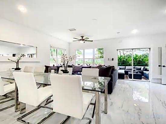 2 Room PGA Village Golf Villa Suite by Clubhouse