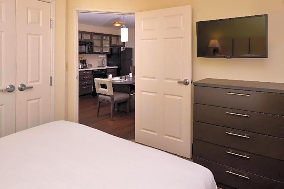 Candlewood Suites Bloomington-Normal By IHG
