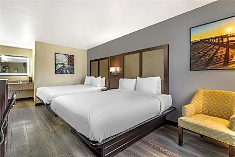 Queen Room with Two Queen Beds - Non-Smoking