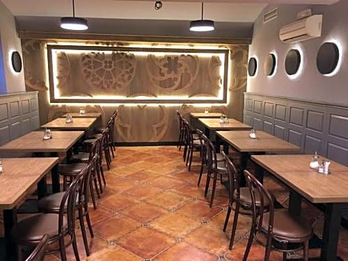 King Charles Boutique Residence