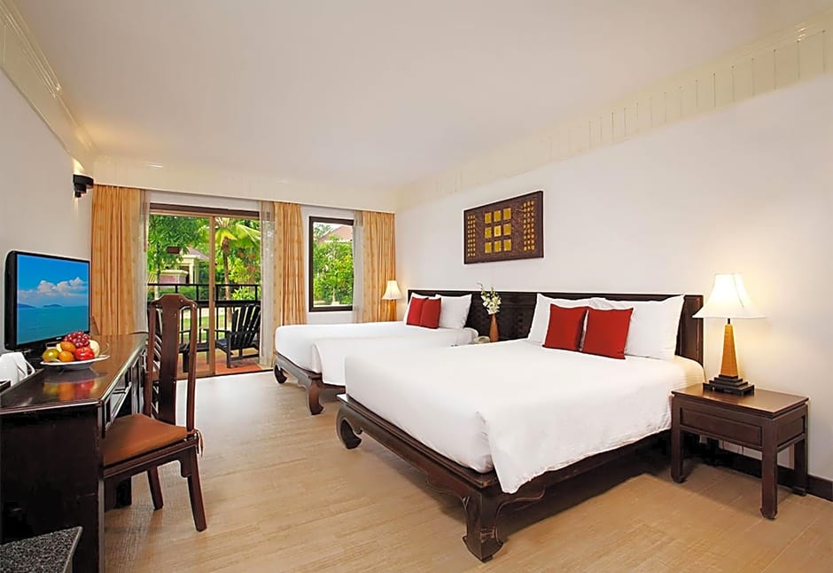 Seaview Resort Khao Lak - SHA Plus