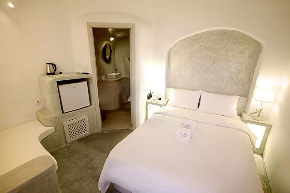 Photo 1 of 4 of Small Single Room