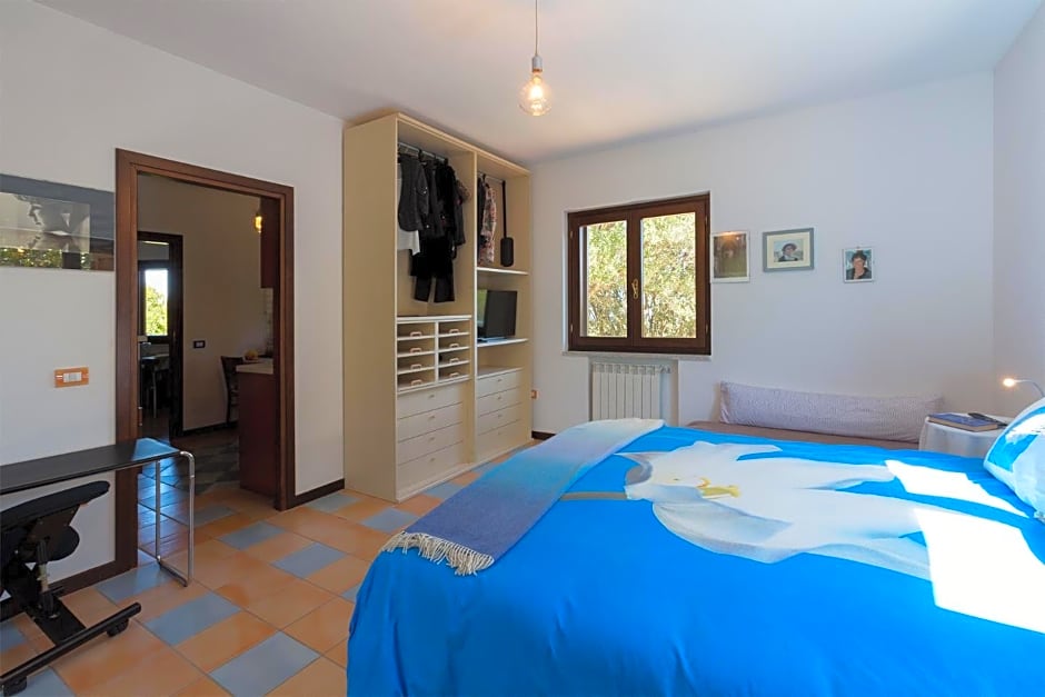 Camera vista mare, ingresso indipendente in" Villa VìVì"