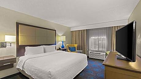 Hampton Inn By Hilton Bloomington