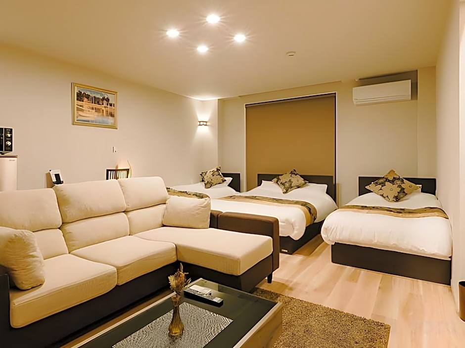 GRAND BASE Karatsu Ekiminami