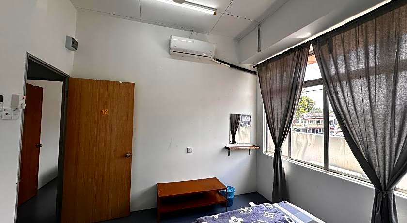 Jiaxin Dormitory Puteri Wangsa