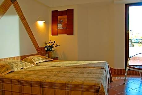 Superior Three-Bedroom Apartment