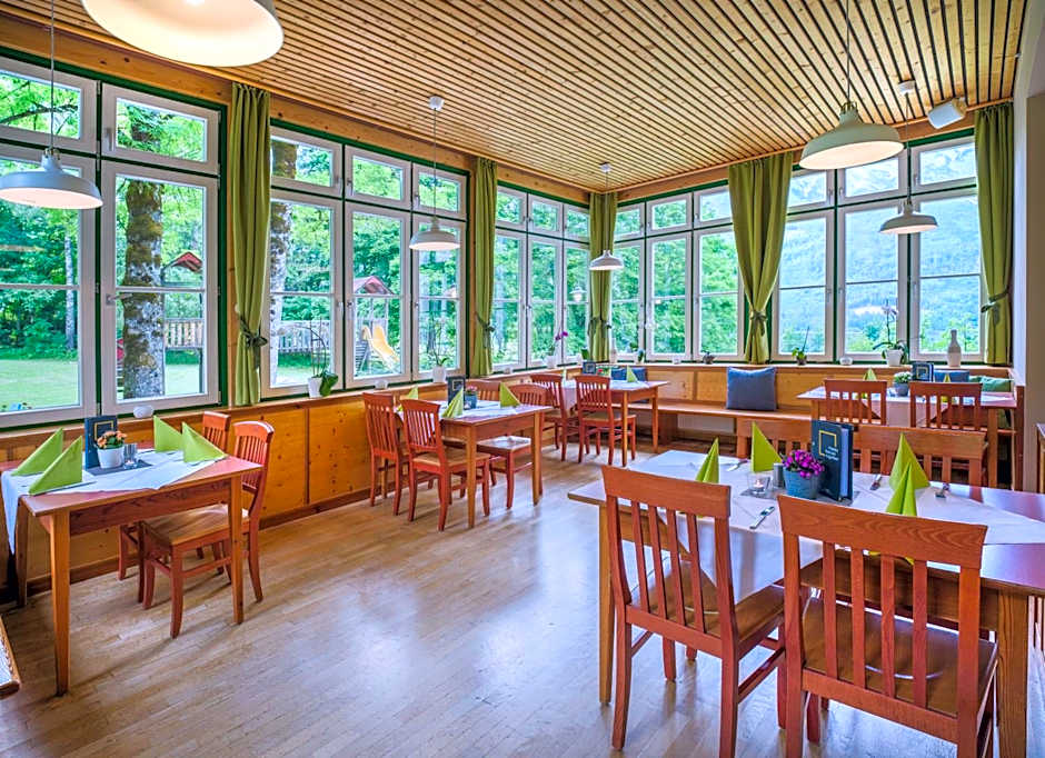 JUFA Hotel Grundlsee