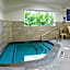 Crystal Inn Hotel & Suites - West Valley City