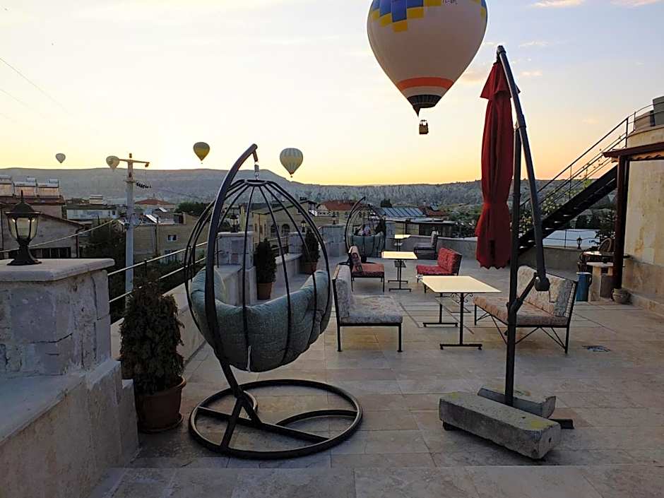 Balloon Cave Hotel