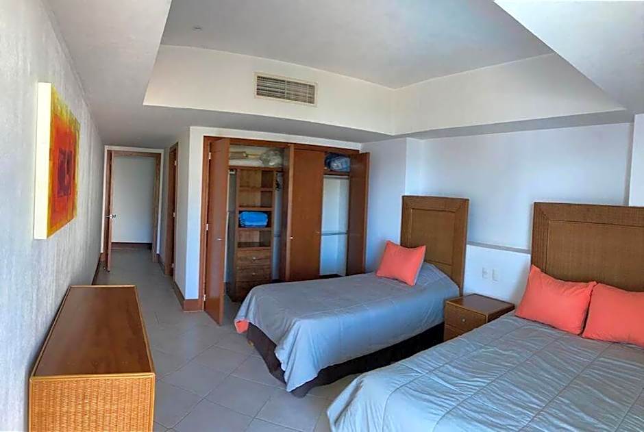 Condominio en Ixtapa frente a la playa