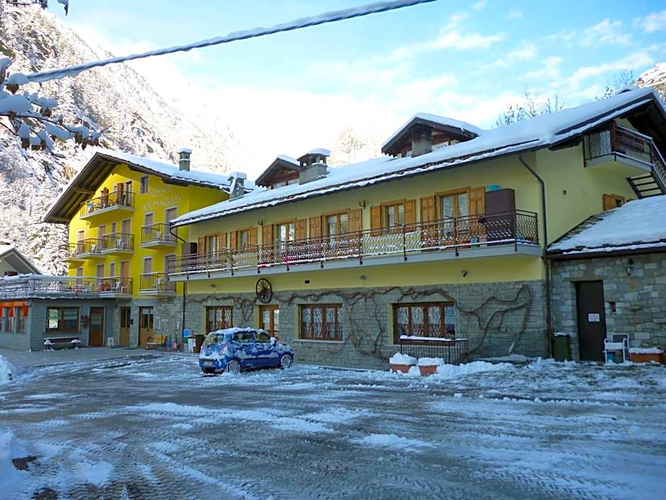 Hotel Fior di Roccia