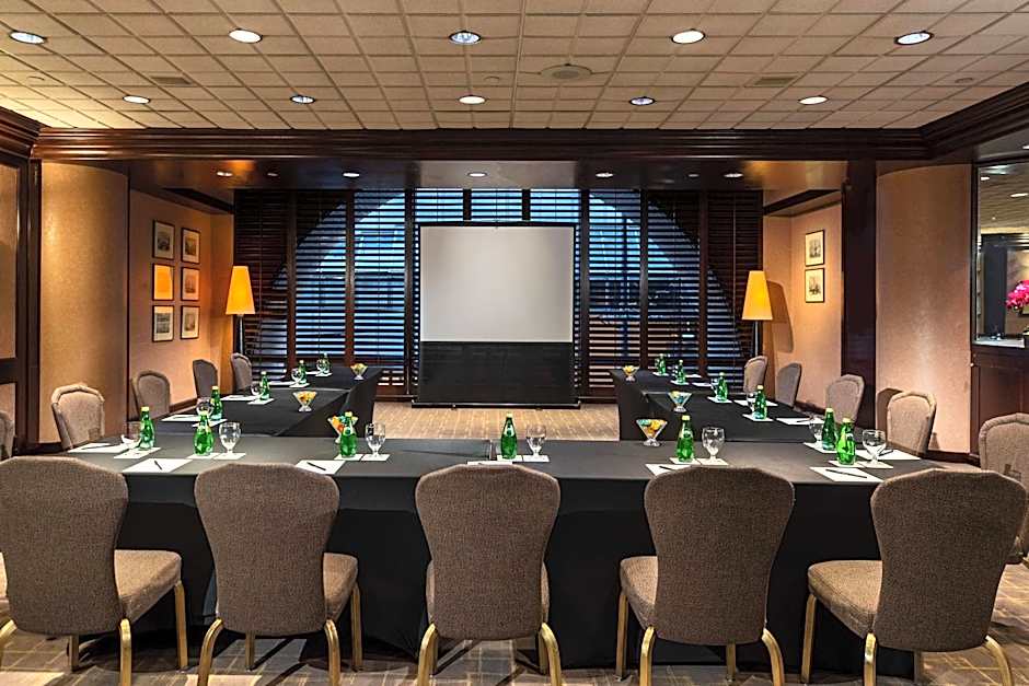 Metropolitan Hotel Vancouver by Marriott