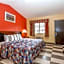 Travelodge by Wyndham Jersey City