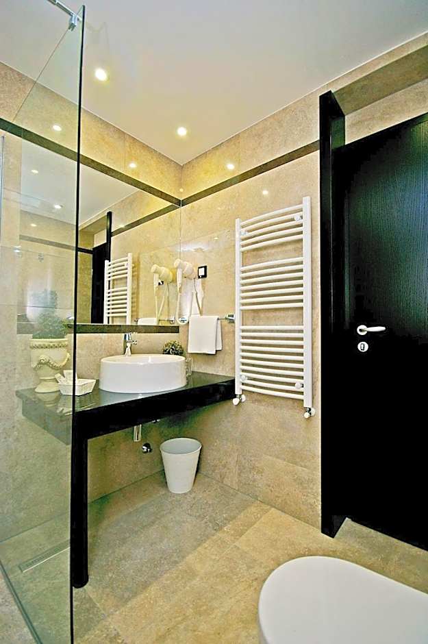 Boutique Hotel Divina