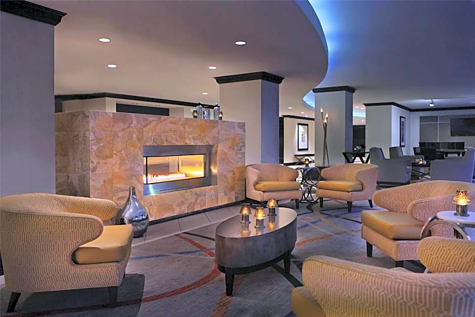 Hilton Orrington / Evanston