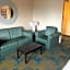 La Quinta Inn & Suites by Wyndham Plattsburgh