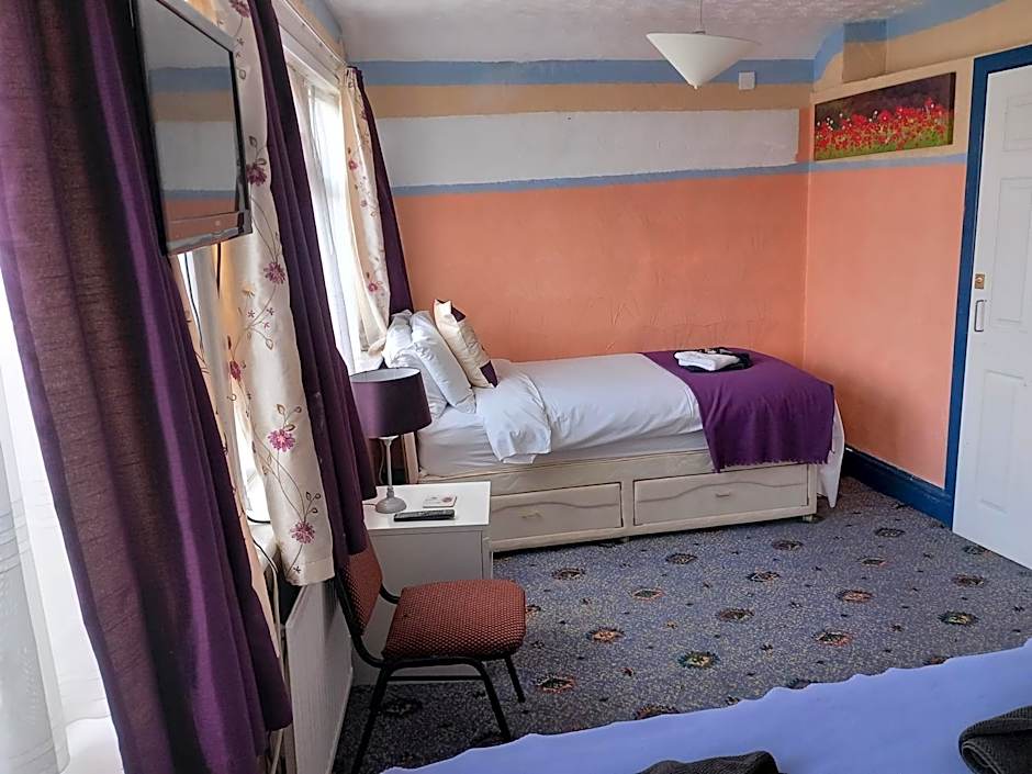 My Adam Hotel