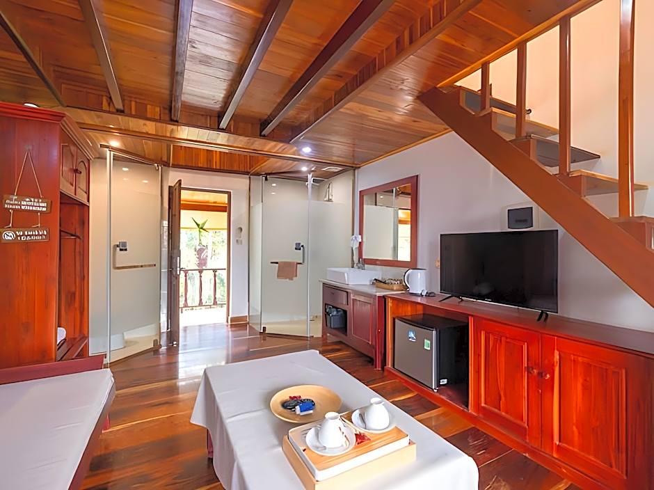 wisdom mystery hotel