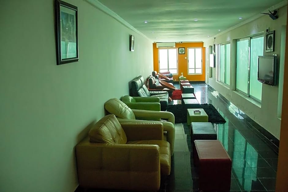 Island Heights Hotel