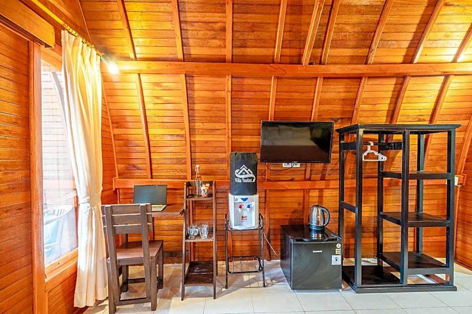 Villa Youlas Canggu Free Coworking Space