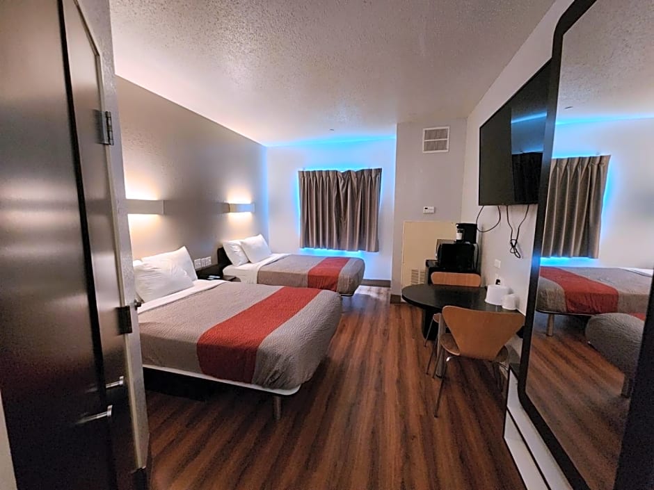 Motel 6-Biloxi, MS - Beach