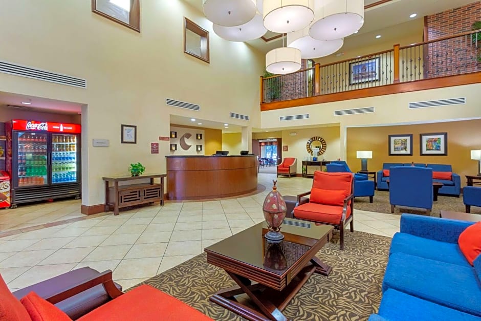 Comfort Suites Charleston West Ashley