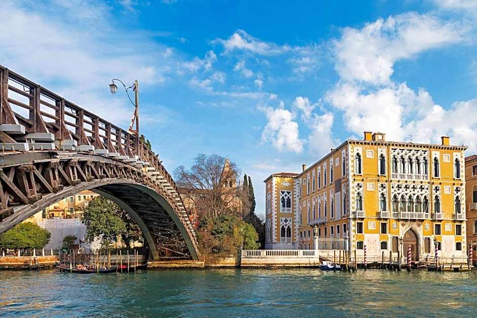 Hotel Canal & Walter