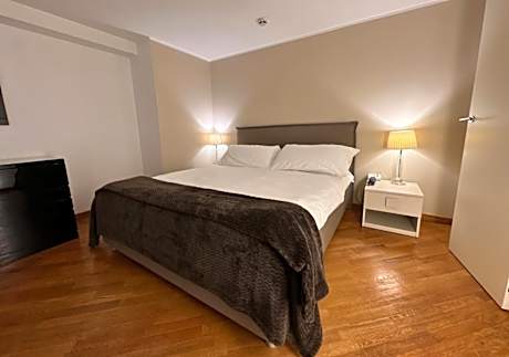 Double Room - Split Level