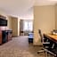 Comfort Suites Johnson Creek Conference Center