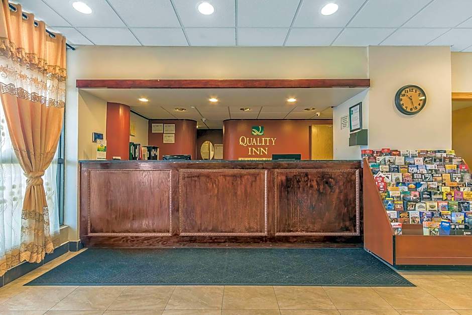 Quality Inn Dickson