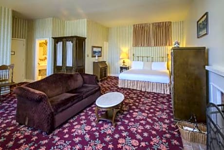 Double or King Room with Ocean View