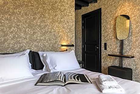 Double Room with Pool View